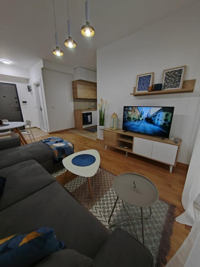 Apartman 42 Apartment สโกเปีย ภายนอก รูปภาพ